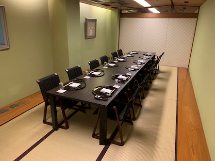 飛鳥スツールⅢ400 ブラック